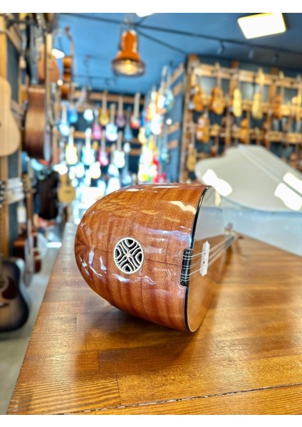 Kısa Sap Üst Seri Tam Profesyonel Maun Bağlama