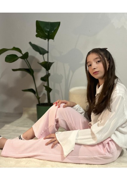 Çizgi Desenli Pembe - Beyaz Renkli Kız Çocuk Pantolon