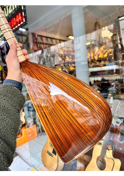 Kısa Sap Yarı Profesyonel Zeytin Bağlama 40 Tekne Jak Girişli modelleri