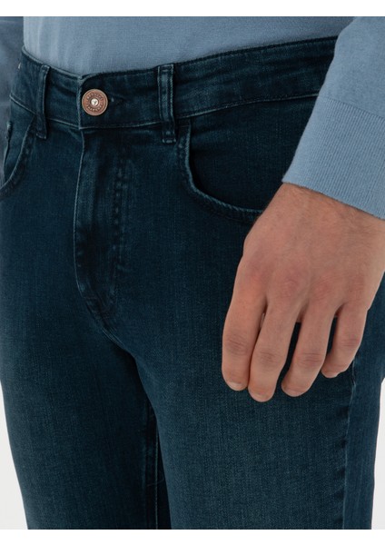 Erkek Petrol Slim Fit Pamuk Karışımlı Jean Pantolon 50308699-VR102 indirimleri