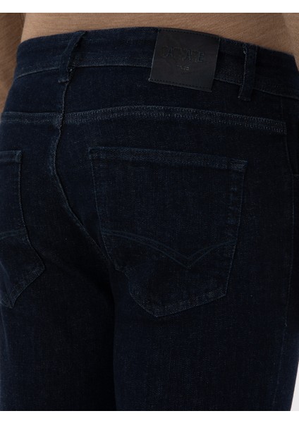 Erkek Lacivert Slim Fit Pamuk Karışımlı Jean Pantolon 50313706-VR033