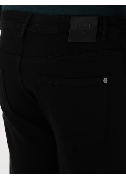 Erkek Siyah Slim Fit Pamuk Liyosel Karışımlı Jean Pantolon 50313970-VR046 modelleri
