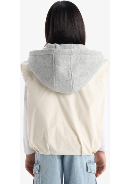 Kız Çocuk Su Geçirmez Kapüşonlu Fermuarlı Yelek E7681A825AU