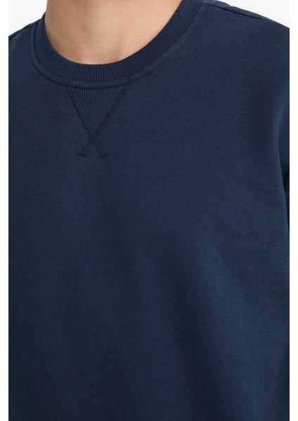 Regular Fit Bisiklet Yaka Basic Düz Kalın Sweatshirt T3777AZ25AU indirimleri