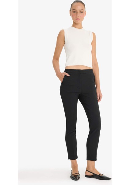 Carrot Fit Çift Cepli Yüksek Bel Dar Paça Standart Boy Twill Pantolon F9763AX25WN