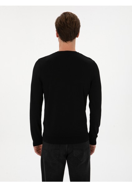 Erkek Siyah Slim Fit Bisiklet Yaka Triko Kazak 50316331-VR046 indirimleri