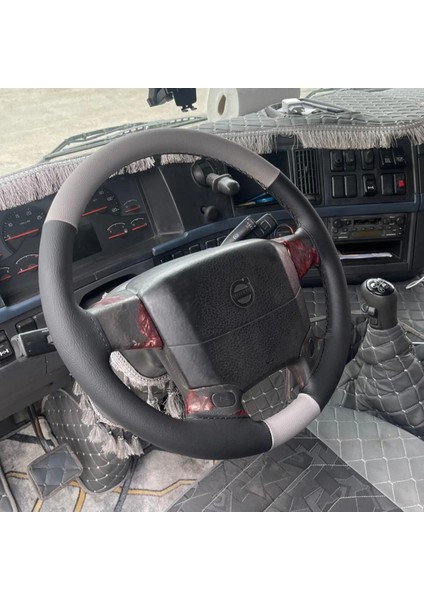 Volvo Dikişli Direksiyon Kılıfı
