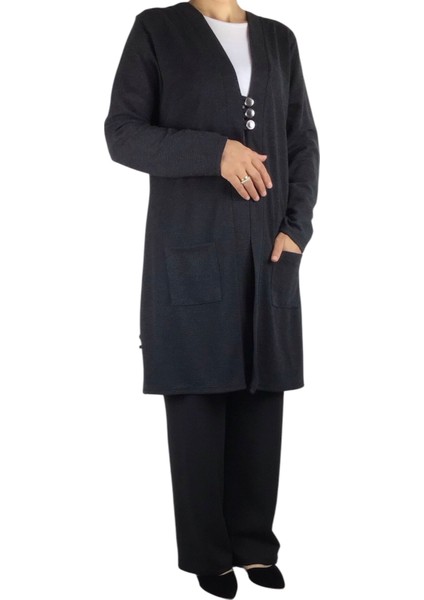 Kadın Önü Üç Düğmeli Mevsimlik Cepli Hırka modelleri