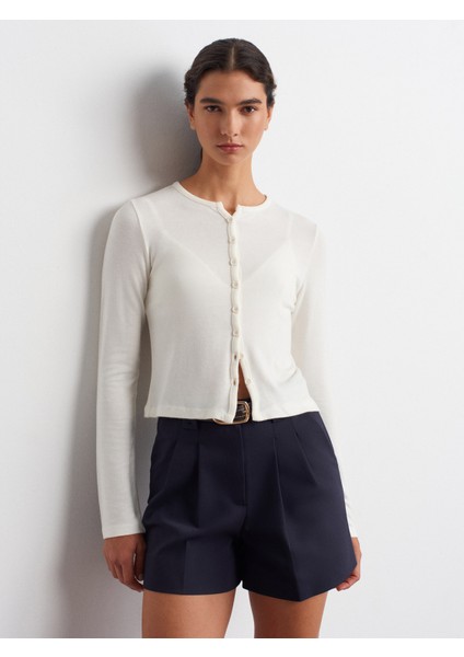 71663 Normal Bel Pili Detaylı Şort-Lacivert modelleri