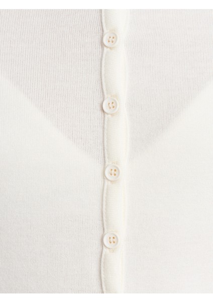 71663 Normal Bel Pili Detaylı Şort-Lacivert fırsatları