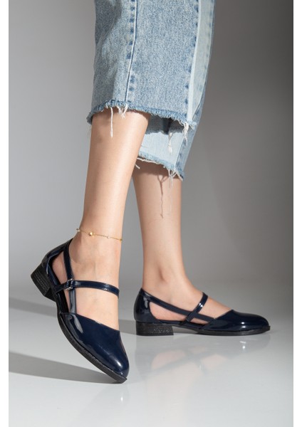 MaskButik Mary Kısa Topuklu Rugan Ayakkabı Lacivert modelleri