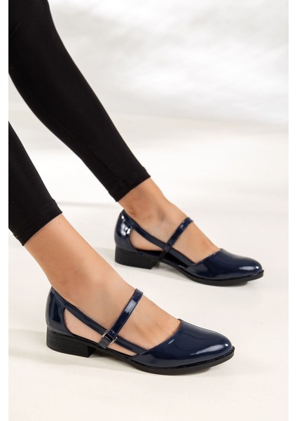 MaskButik Mary Kısa Topuklu Rugan Ayakkabı Lacivert indirimleri