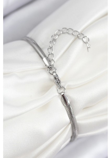 Pirinç Zirkon Taşlı Kutup Yıldızı Model Gümüş Renk Kadın Bileklik fiyatları