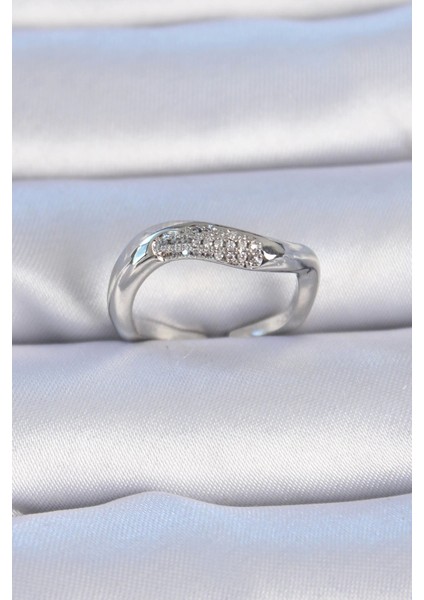 Bfs Pirinç Gümüş Renk Zirkon Taşlı Kadın Yüzük