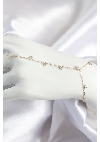 Bfs Pirinç Zirkon Taşlı Sallantılı Model Gold Renk Kadın Şahmeran