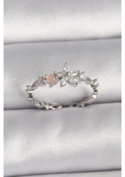 Bfs Pirinç Gümüş Renk Zirkon Taşlı Çiçek Model Ayarlanabilir Yüzük