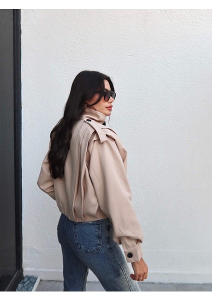 Dik Yaka Apoletli Ceket indirimleri