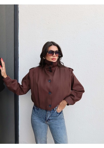 Dik Yaka Apoletli Ceket