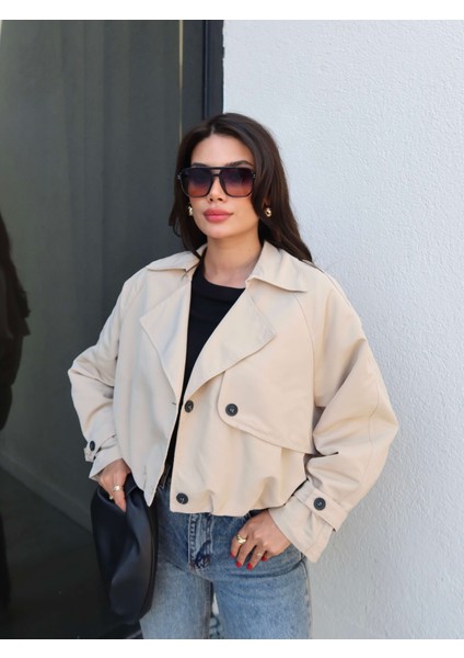 Kruvaze Yaka Düğmeli Kısa Trench fırsatları