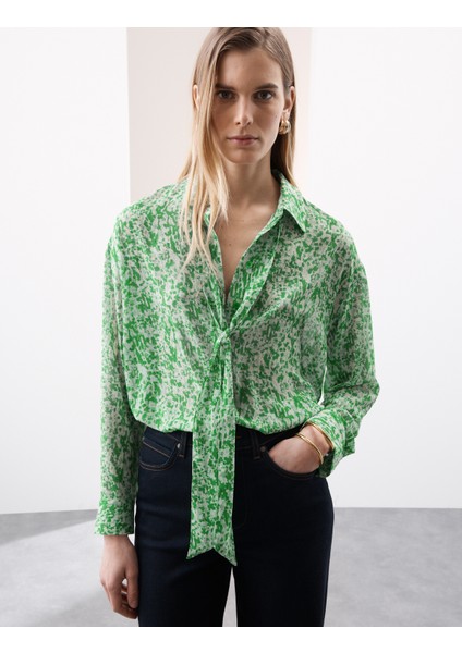 Desenli Bağlamalı Yakalı Gömlek