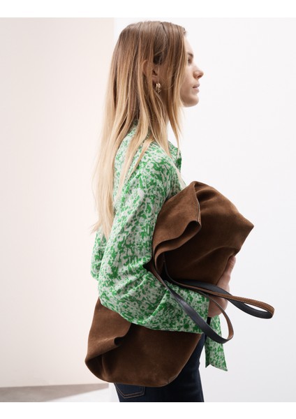 Desenli Bağlamalı Yakalı Gömlek