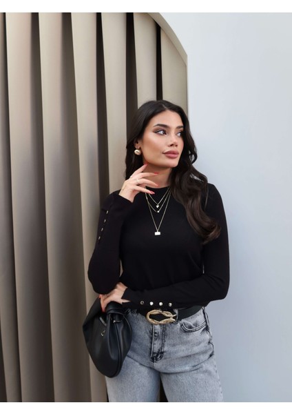 Uzun Kol Düğmeli Triko Body