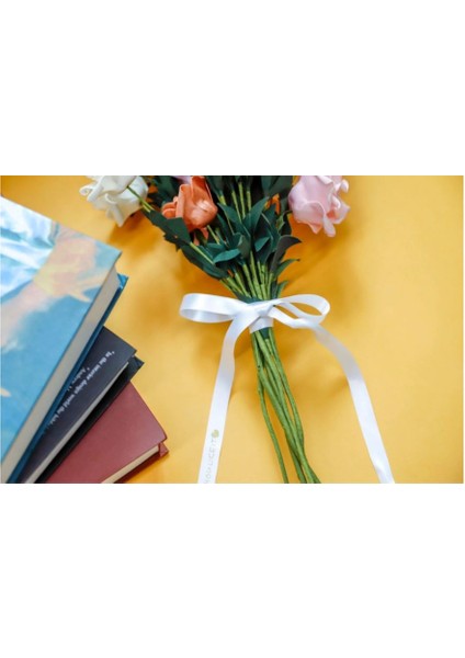 Beyaz Zemin Üzerine Altın Yazılı Kurdele Şerit fiyatları