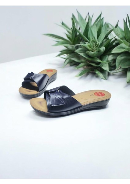 40-41 Numara Anatomik Topuk Dikeni Takviyeli Cırtlı Terlik modelleri