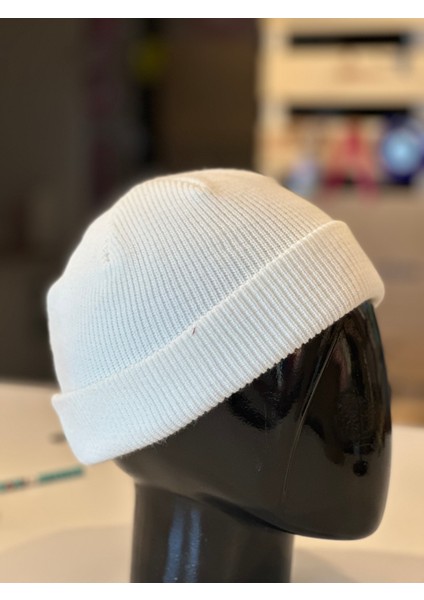 Brimless Yün Şapka