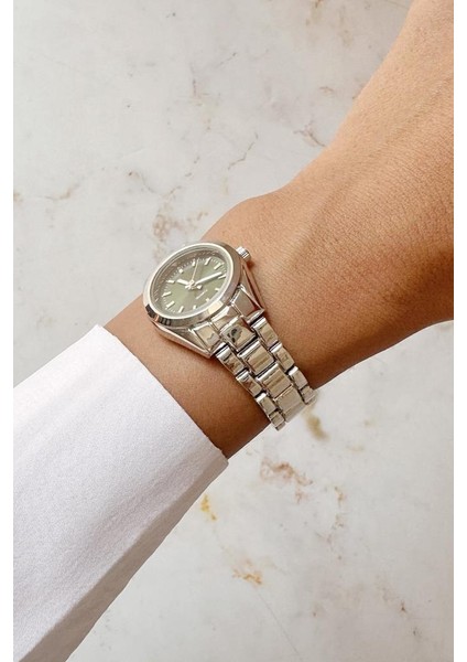 Valinor Gri Kordon Yeşil Kadran Kol Saati modelleri