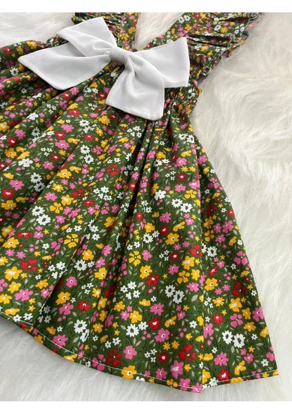Kız Çocuk Çimen Yeşili Çiçekli Fırfır Askılı Salopet Elbise (%100 Pamuk Kumaştan Üretilmiştir.)