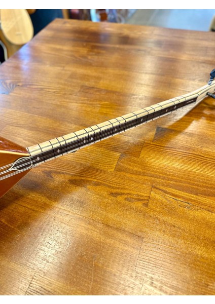 Kısa Sap Yarı Profesyonel Maun Bağlama 42 Tekne Jak Girişli