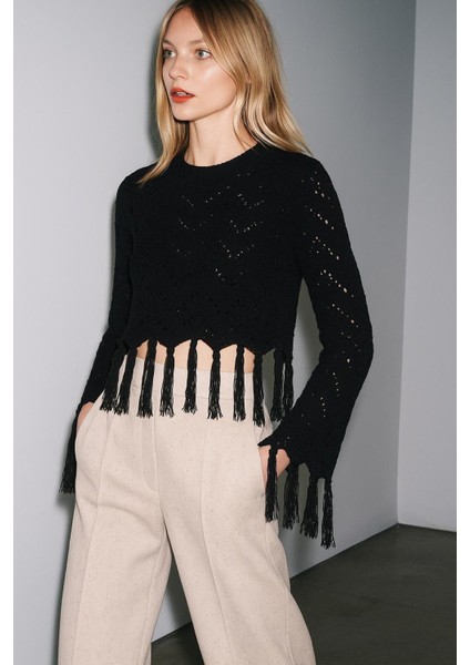 Ajurlu Püsküllü Kazak