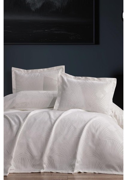 Firdevs 3 Parça Çift Kişilik Pike Takımı 240X260 Krem