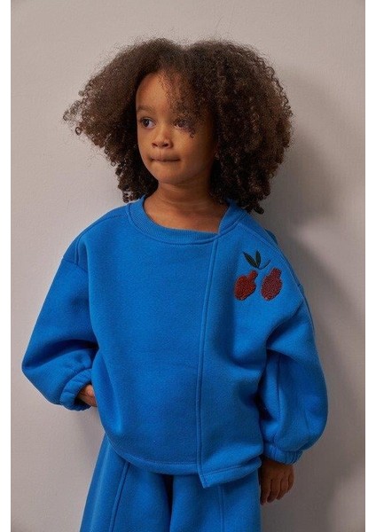 Mavi Omuz Nakışlı Asimetrik Detaylı Alt Üst Takım