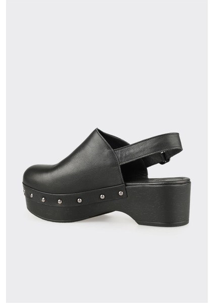 Siyah Deri Kadın Terlik modelleri