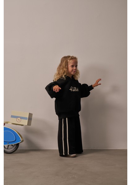 Siyah Hello Nakışlı Alt Üst Takım indirimleri