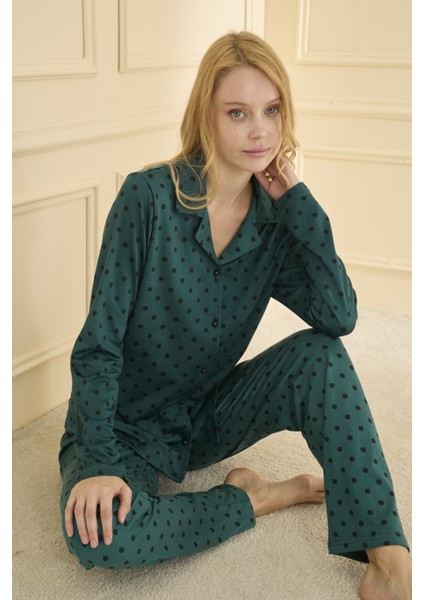 Kadın Pijama Takımı Uzun Kol Önden Düğmeli