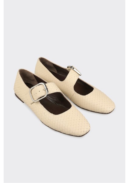 Bej Deri Kadın Günlük Ayakkabı fiyatları