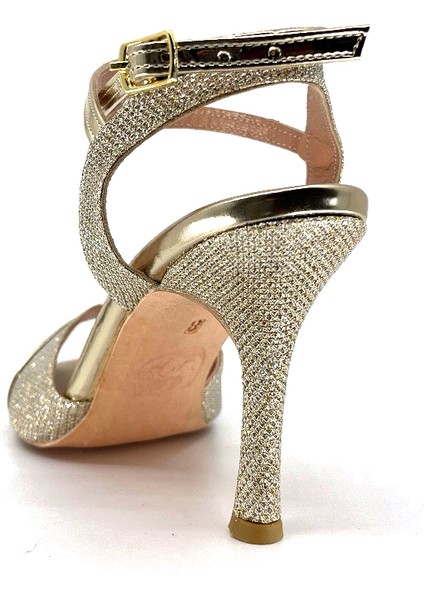 𝐀𝐔𝐑𝐄𝐋𝐈𝐀 | 𝐆𝐄𝐋𝐓𝐎𝐍𝐘® Tango Ayakkabısı • Düğün • Gece • Özel Gün • Altın Simli Kumaş & Parlak Rugan Detaylı Zarif Kadın Topuklu Ayakkabı fırsatları