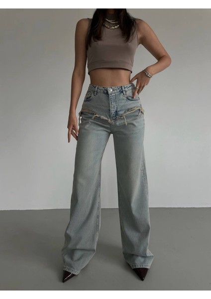 Yüksek Bel Bol Paça Yıpratma Detaylı Kadın Jean Pantolon fiyatları