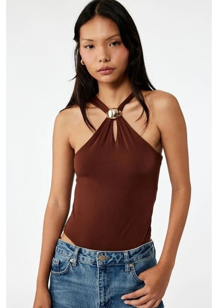 Metal Aksesuarlı Boyundan Çapraz Askılı Kolsuz Çıtçıtlı Body 6WAL30042IK