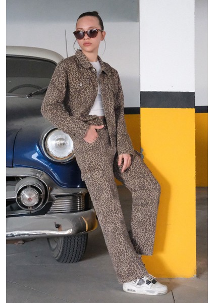 Kız Çocuk Leopar Desenli Düğmeli Ceketli Pantolonlu Jean Takım 20121 modelleri