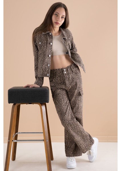 Kız Çocuk Leopar Desenli Düğmeli Ceketli Pantolonlu Jean Takım 20121 indirimleri