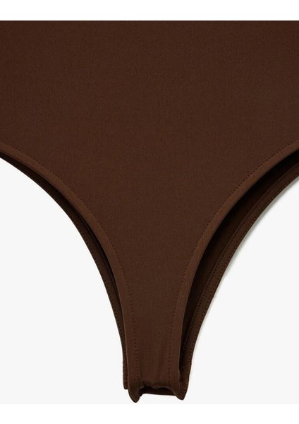 Kolsuz Bisiklet Yaka Çıtçıtlı Slim Fit Body 6WAL30012IK modelleri