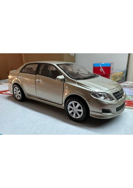 Oyuncak Metal Model Araba 1/36 Çek Bırak 2009 Toyota Corolla Açık Kahve