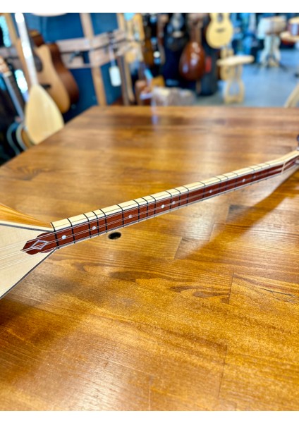 Tam Profesyonel Dut Dinç Sazı Çapraz Düzen 42 Tekne Jak Girişli indirimleri