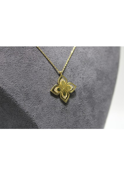 14 Ayar Altın Taşlı Yonca Kolye fiyatları