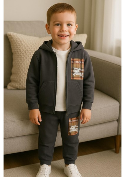 Erkek Çocuk 3’lü – Kapüşonlu Hırka, Tişört ve Alt Takım 07133 F indirimleri