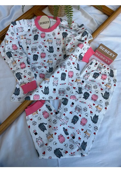 Kedi Baskılı Pijama Takımı